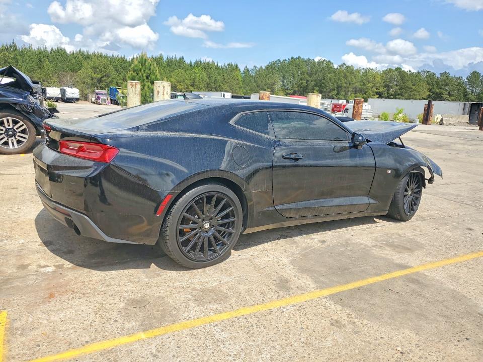 48240776 :رقم المزاد ، 1G1FB1RX7J0147100 vin ، 2018 Chevrolet Camaro 1ls مزاد بيع