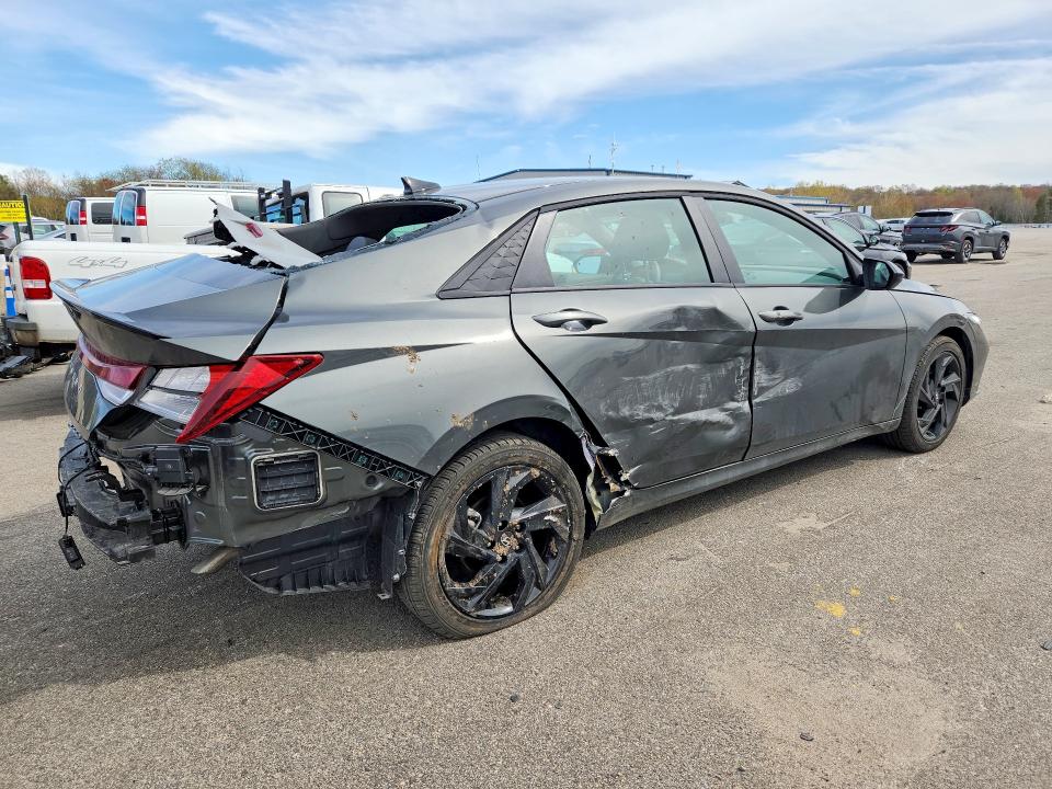 51314386 :رقم المزاد ، KMHLM4DG4TU121817 vin ، 2026 Hyundai Elantra مزاد بيع