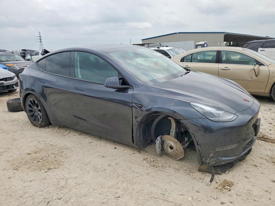 Продаж на аукціоні авто 2025 Tesla Model Y, vin: 7SAYGDED2SF313320, номер лоту: 51311196
