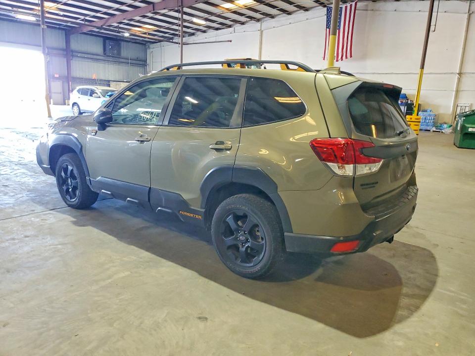 Продажа на аукционе авто 2022 Subaru Forester, vin: JF2SKAMC6NH421518, номер лота: 48276126