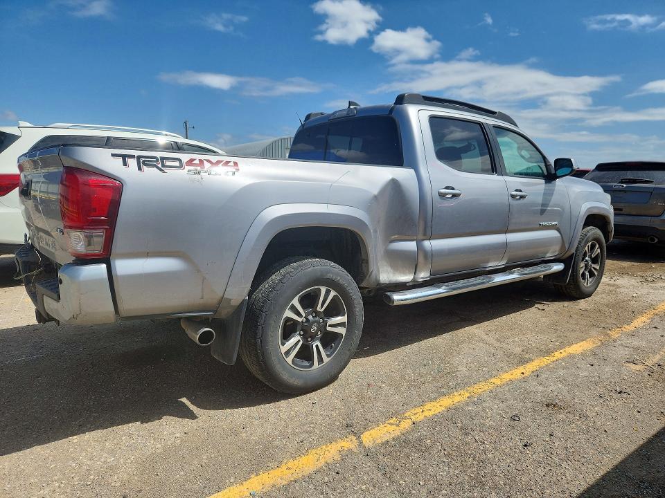 50516186 :رقم المزاد ، 3TMDZ5BNXHM015756 vin ، 2017 Toyota Tacoma مزاد بيع