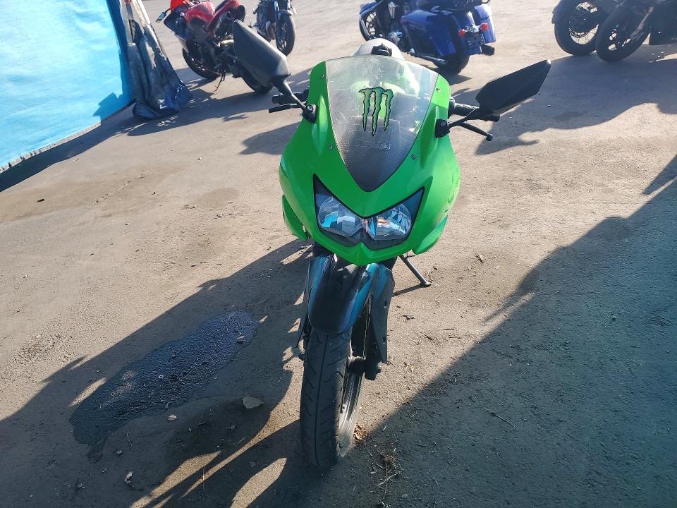 2009 Kawasaki Ex250 მანქანა იყიდება აუქციონზე, vin: JKAEXMJ139DA39068, აუქციონის ნომერი: 49976286