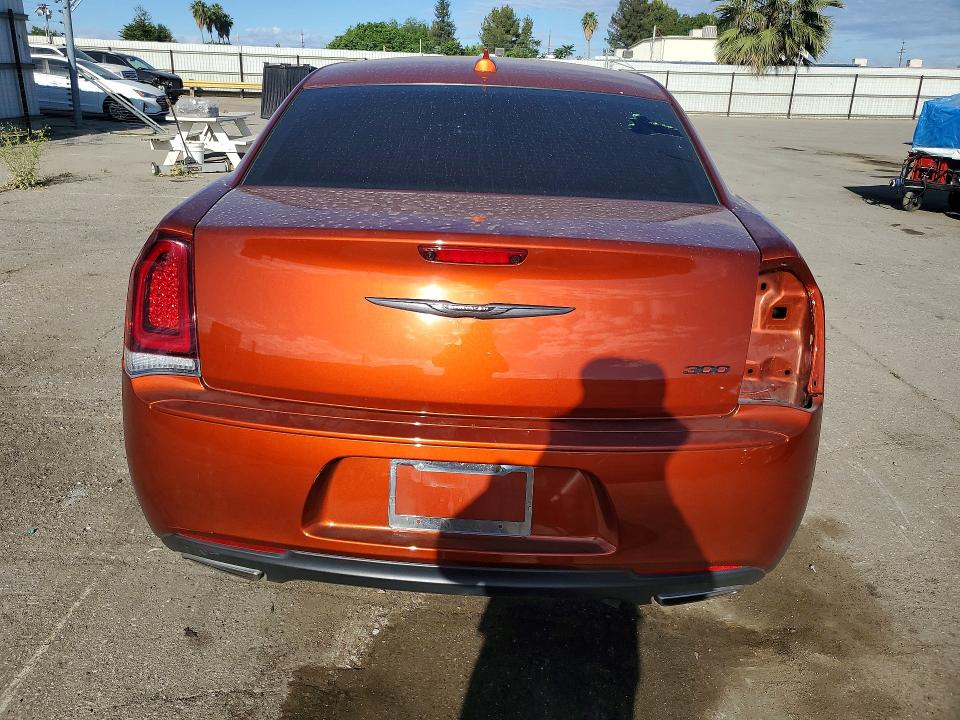 49016686 :رقم المزاد ، 2C3CCAAGXMH609365 vin ، 2021 Chrysler 300 مزاد بيع
