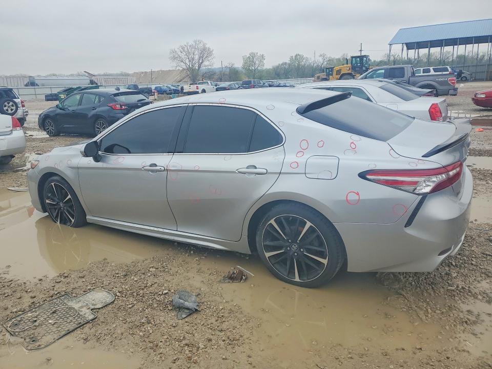 2018 Toyota Camry მანქანა იყიდება აუქციონზე, vin: 4T1B61HK9JU036567, აუქციონის ნომერი: 48710436