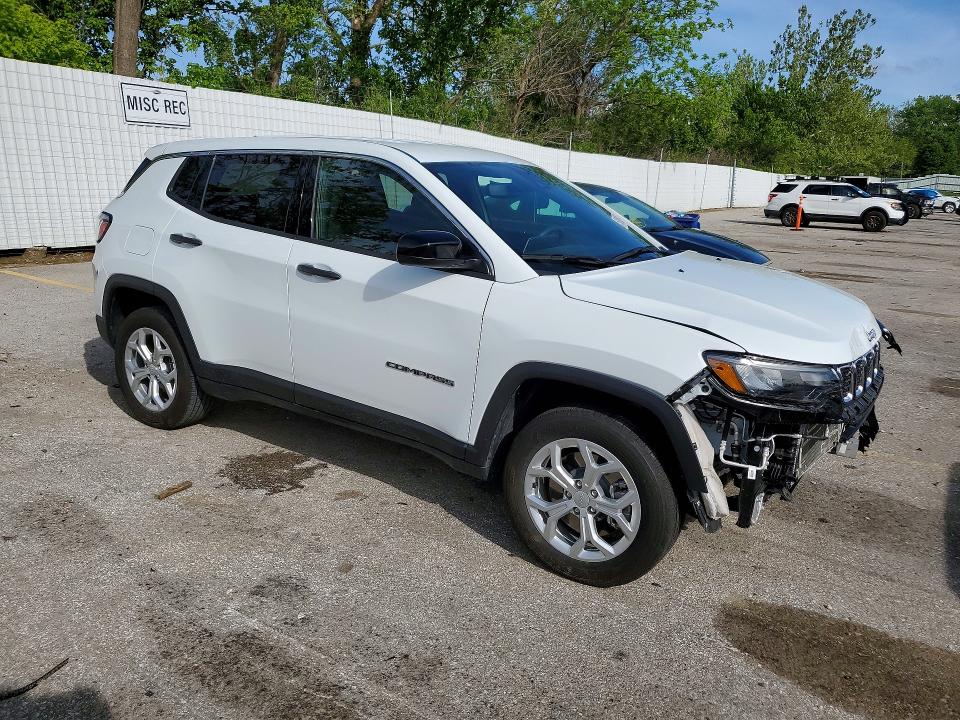 2024 Jeep Compass მანქანა იყიდება აუქციონზე, vin: 3C4NJDAN4RT164226, აუქციონის ნომერი: 51016176