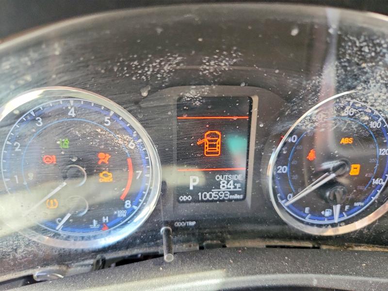 51608526 :رقم المزاد ، 2T1BURHE1JC091983 vin ، 2018 Toyota Corolla مزاد بيع