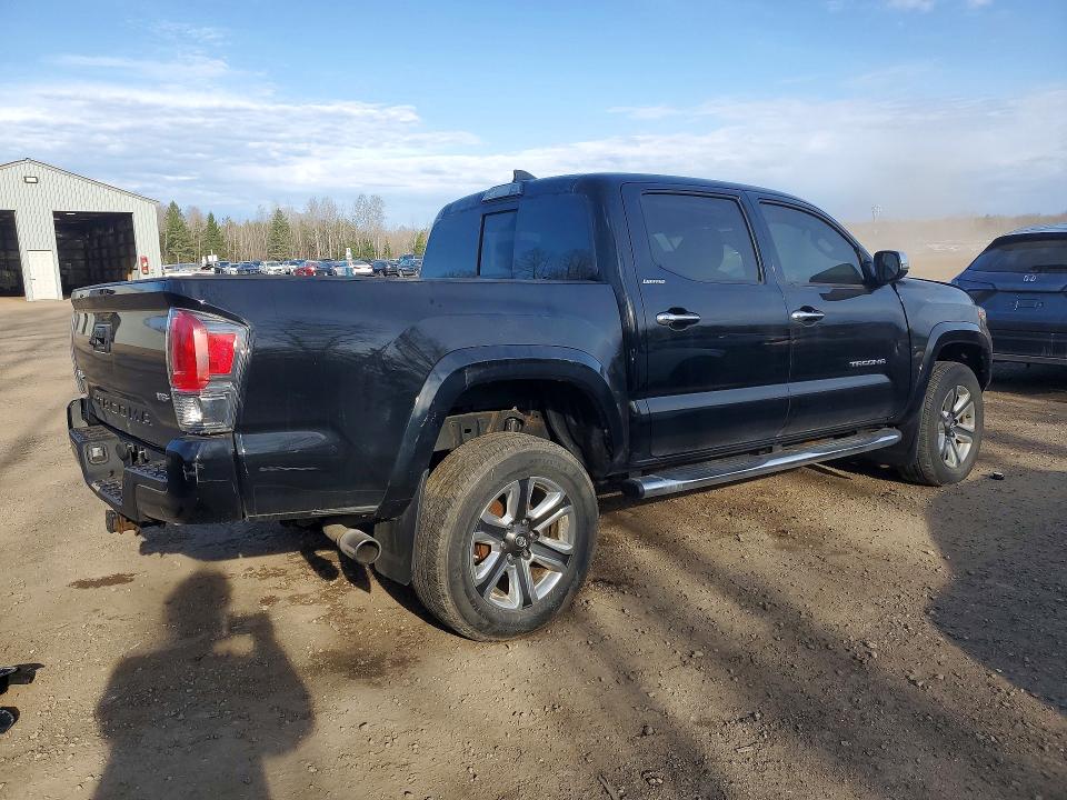 49679756 :رقم المزاد ، 5TFGZ5AN6JX122513 vin ، 2018 Toyota Tacoma مزاد بيع
