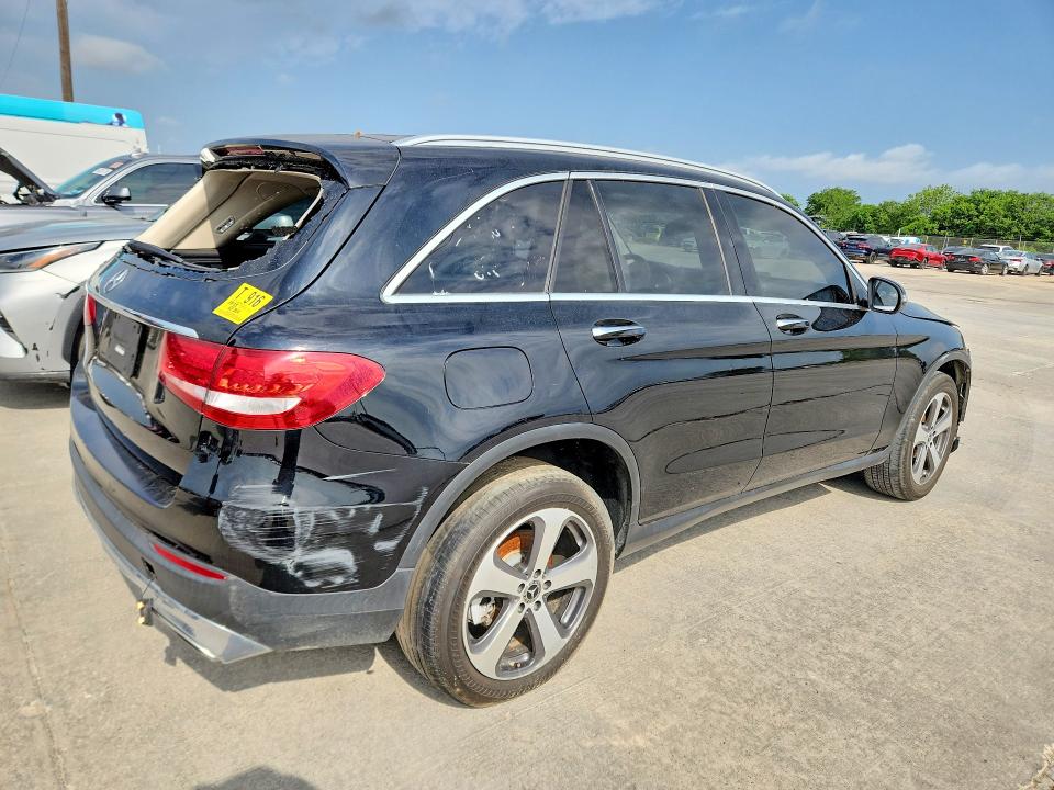 50227806 :رقم المزاد ، WDC0G4JB0JV062919 vin ، 2018 Mercedes-benz Glc مزاد بيع