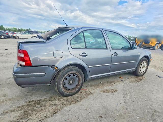 49971416 :رقم المزاد ، 3VWRK69M85M025725 vin ، 2005 Volkswagen Jetta مزاد بيع