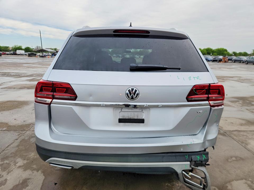 48353776 :رقم المزاد ، 1V2AR2CA0JC516013 vin ، 2018 Volkswagen Atlas مزاد بيع