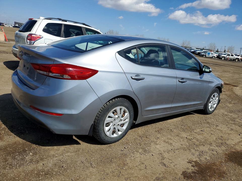 51494626 :رقم المزاد ، 5NPD74LF4HH044537 vin ، 2017 Hyundai Elantra مزاد بيع
