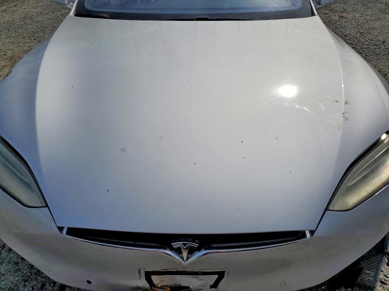 48876756 :رقم المزاد ، 5YJSA1E27JF254751 vin ، 2018 Tesla Model S مزاد بيع