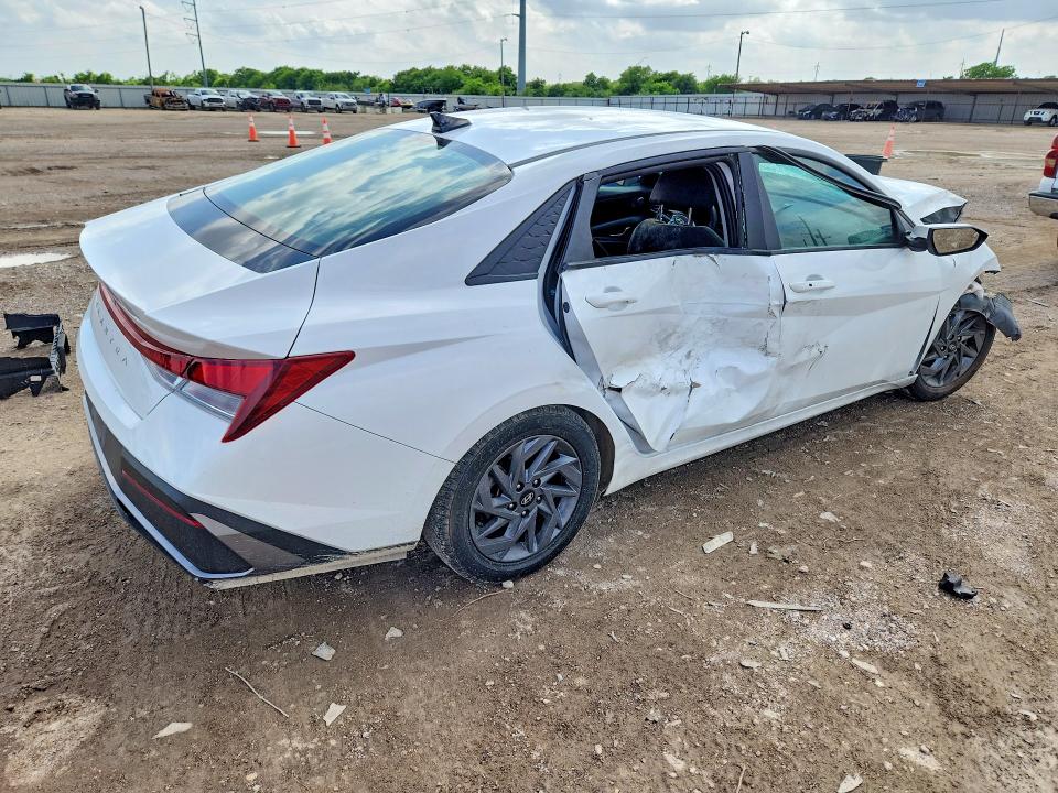 2024 Hyundai Elantra მანქანა იყიდება აუქციონზე, vin: KMHLM4DGXRU655011, აუქციონის ნომერი: 49427456