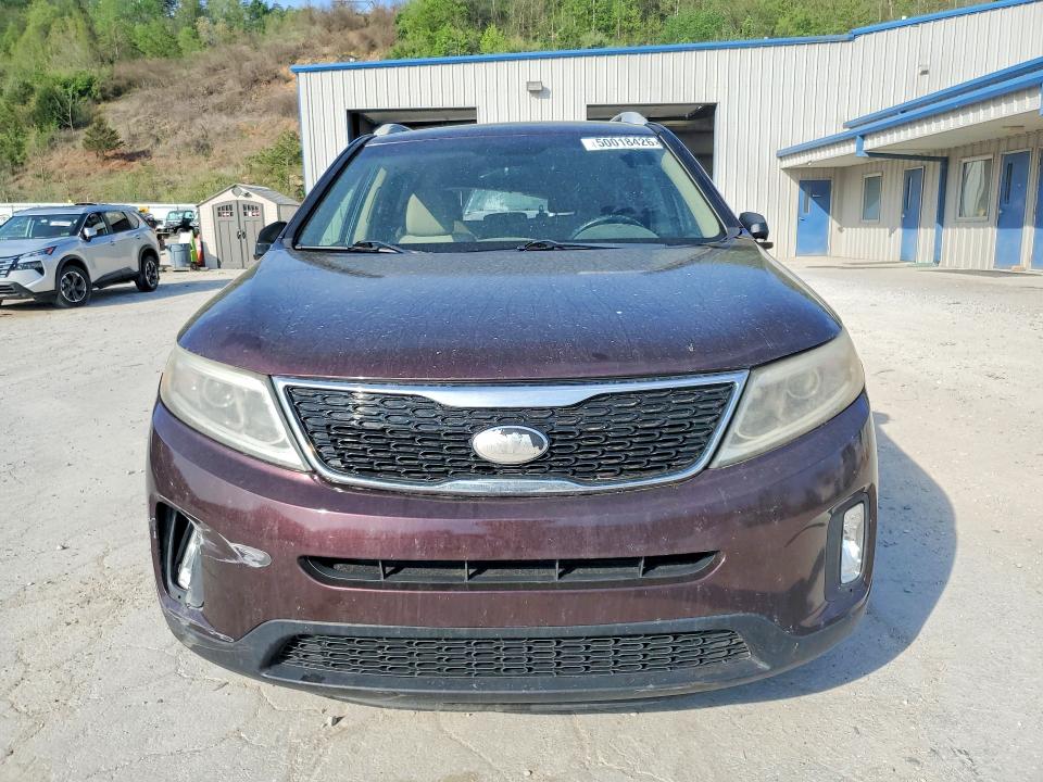 2015 Kia Sorento მანქანა იყიდება აუქციონზე, vin: 5XYKTCA61FG585260, აუქციონის ნომერი: 50018426