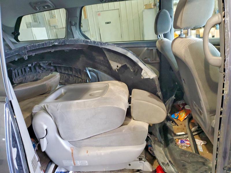 Продаж на аукціоні авто 2010 Toyota Sienna, vin: 5TDKK4CC1AS316733, номер лоту: 50630736