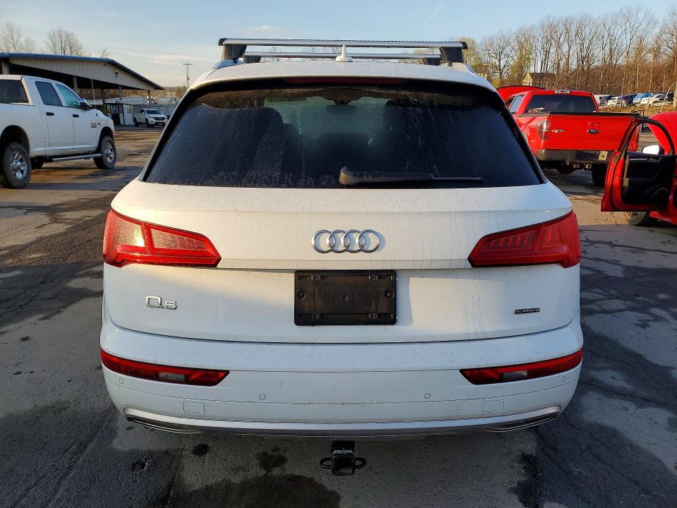 2020 Audi Q5 მანქანა იყიდება აუქციონზე, vin: WA1BNAFY3L2104952, აუქციონის ნომერი: 49223506