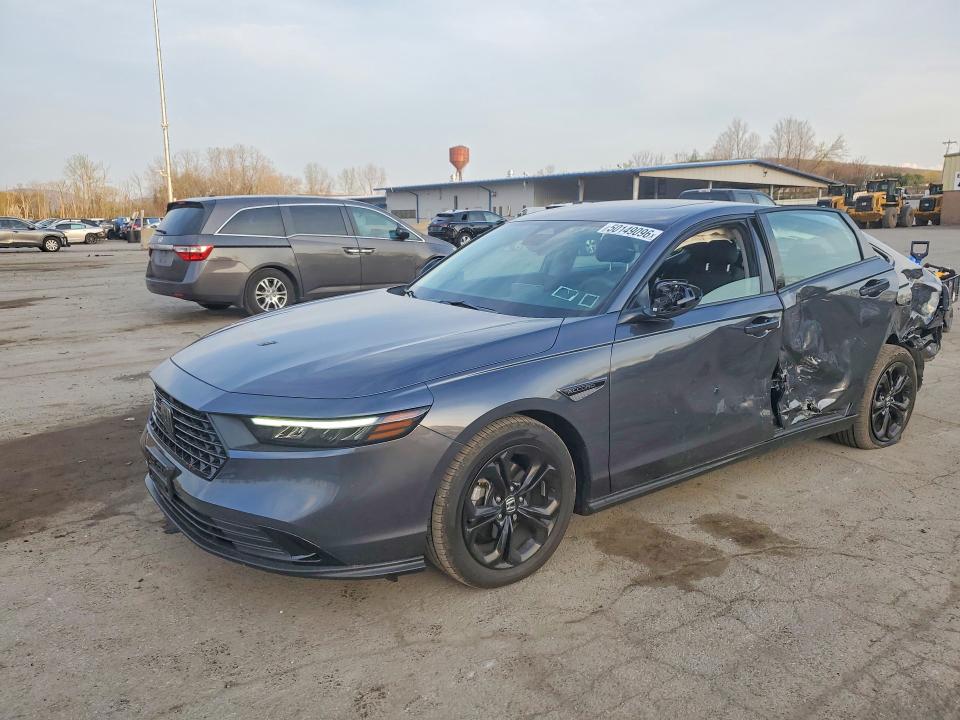 Aukcja sprzedaży 2025 Honda Accord, vin: 1HGCY1F43SA047754, numer aukcji: 50149096