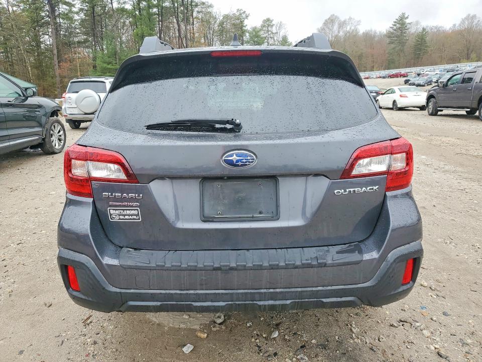 51779426 :رقم المزاد ، 4S4BSACC9J3321951 vin ، 2018 Subaru Outback مزاد بيع