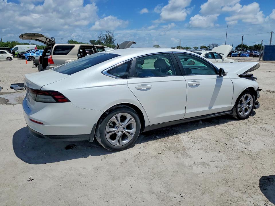 2025 Honda Accord მანქანა იყიდება აუქციონზე, vin: 1HGCY1F29SA037485, აუქციონის ნომერი: 50889296