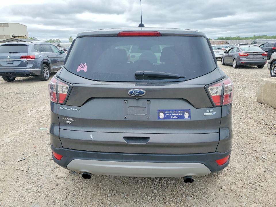 50857776 :رقم المزاد ، 1FMCU9GD7HUA14136 vin ، 2017 Ford Escape مزاد بيع