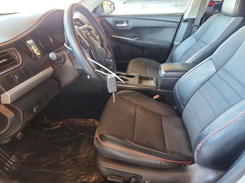 48697536 :رقم المزاد ، 4T1BF1FK2GU141852 vin ، 2016 Toyota Camry مزاد بيع
