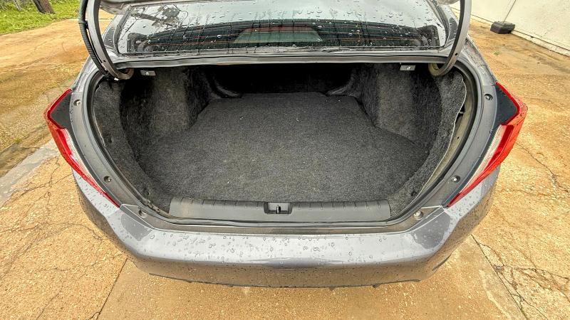 52213116 :رقم المزاد ، 19XFC2F87KE009735 vin ، 2019 Honda Civic مزاد بيع