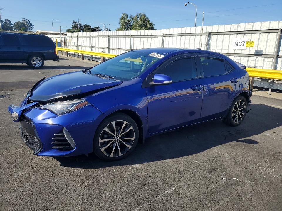 2017 Toyota Corolla მანქანა იყიდება აუქციონზე, vin: 5YFBURHE8HP676053, აუქციონის ნომერი: 49965116
