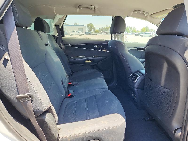 52030936 :رقم المزاد ، 5XYPG4A53LG616480 vin ، 2020 Kia Sorento مزاد بيع