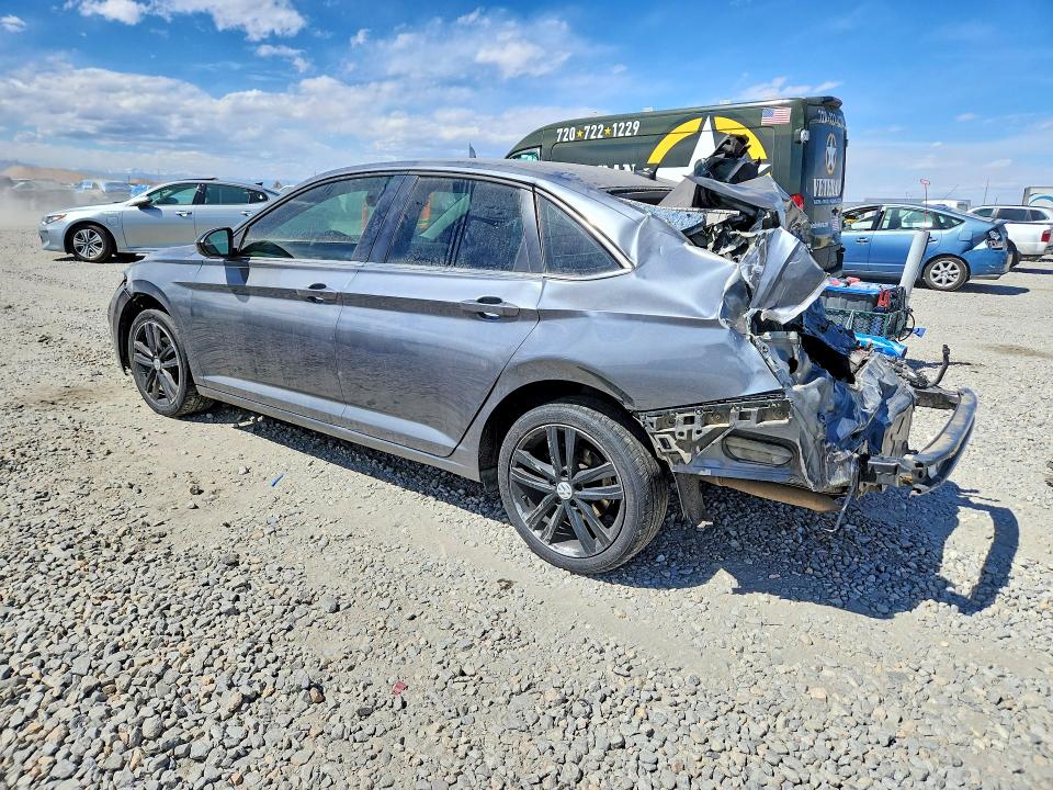 2022 Volkswagen Jetta მანქანა იყიდება აუქციონზე, vin: 3VWEM7BU4NM013757, აუქციონის ნომერი: 50286806