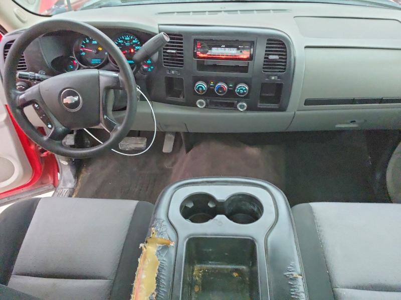 Продаж на аукціоні авто 2007 Chevrolet Silverado, vin: 1GCEC14067Z593737, номер лоту: 49783996