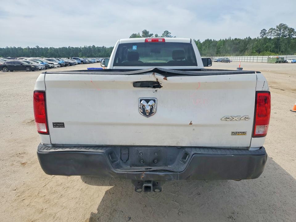 50528036 :رقم المزاد ، 3C6JR7DGXFG604581 vin ، 2015 Ram 1500 مزاد بيع