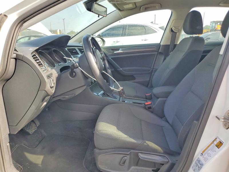 52075906 :رقم المزاد ، WVWKR7AU9JW907241 vin ، 2018 Volkswagen E-golf مزاد بيع