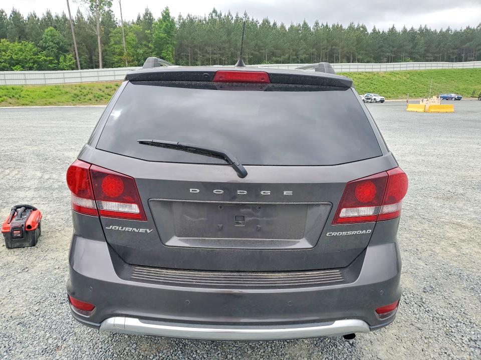 51767006 :رقم المزاد ، 3C4PDCGB1LT271393 vin ، 2020 Dodge Journey مزاد بيع