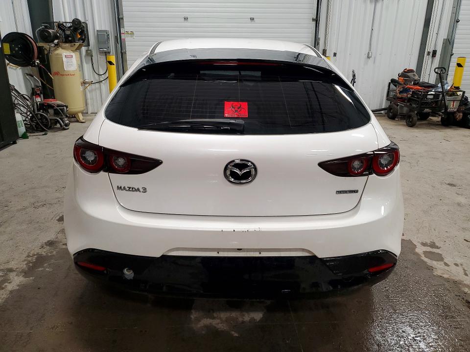 49956566 :رقم المزاد ، JM1BPAKM7S1766119 vin ، 2025 Mazda 3 مزاد بيع