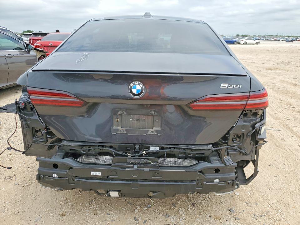 Продаж на аукціоні авто 2025 Bmw 530, vin: WBA43FJ00SCU14680, номер лоту: 51893106