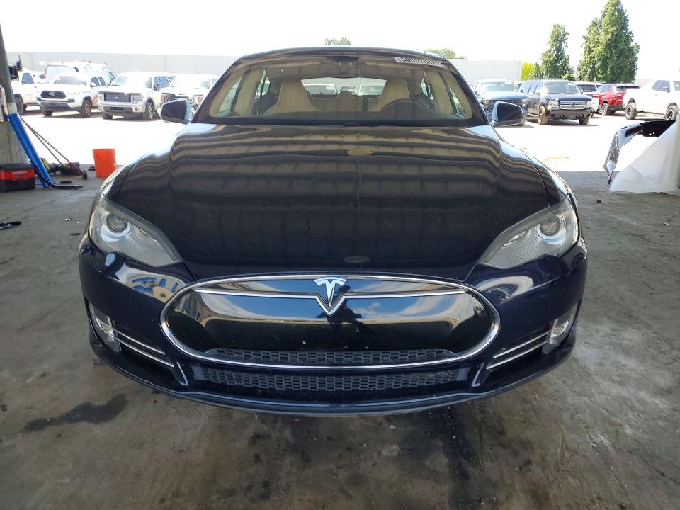 Продажа на аукционе авто 2013 Tesla Model S, vin: 5YJSA1CN9DFP07270, номер лота: 50057816