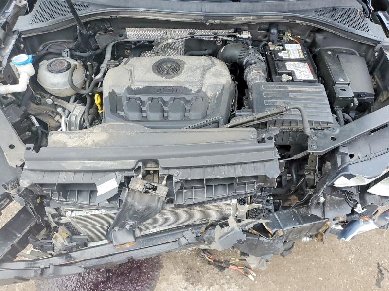 48402236 :رقم المزاد ، 3VV0B7AX9JM169951 vin ، 2018 Volkswagen Tiguan مزاد بيع