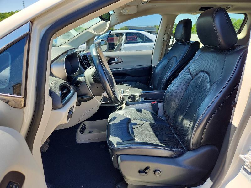 51820336 :رقم المزاد ، 2C4RC1GG9HR656741 vin ، 2017 Chrysler Pacifica مزاد بيع