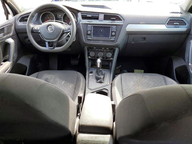 51301056 :رقم المزاد ، 3VV1B7AX2JM074054 vin ، 2018 Volkswagen Tiguan مزاد بيع
