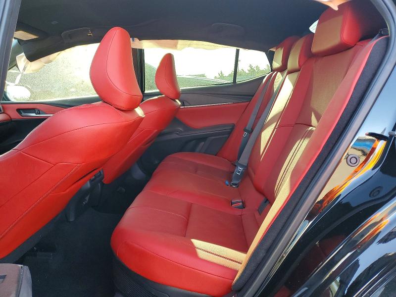 51660846 :رقم المزاد ، 4T1DBADK6SU526296 vin ، 2025 Toyota Camry مزاد بيع