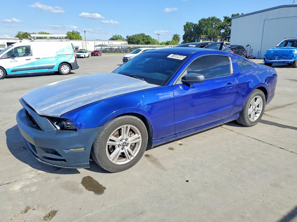 51538466 :رقم المزاد ، 1ZVBP8AM7E5304275 vin ، 2014 Ford Mustang مزاد بيع