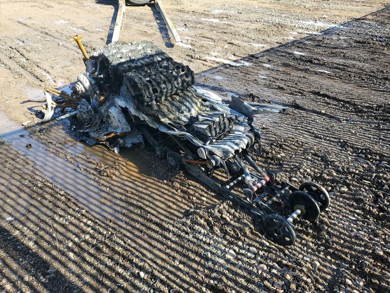 50230806 :رقم المزاد ، 2BPSDSNA0NV000143 vin ، 2022 Ski-doo Renegade X 900 Ace T مزاد بيع
