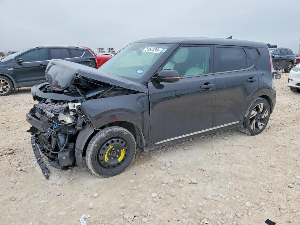 51524806 :رقم المزاد ، KNDJ53AU7P7842148 vin ، 2023 Kia Soul مزاد بيع