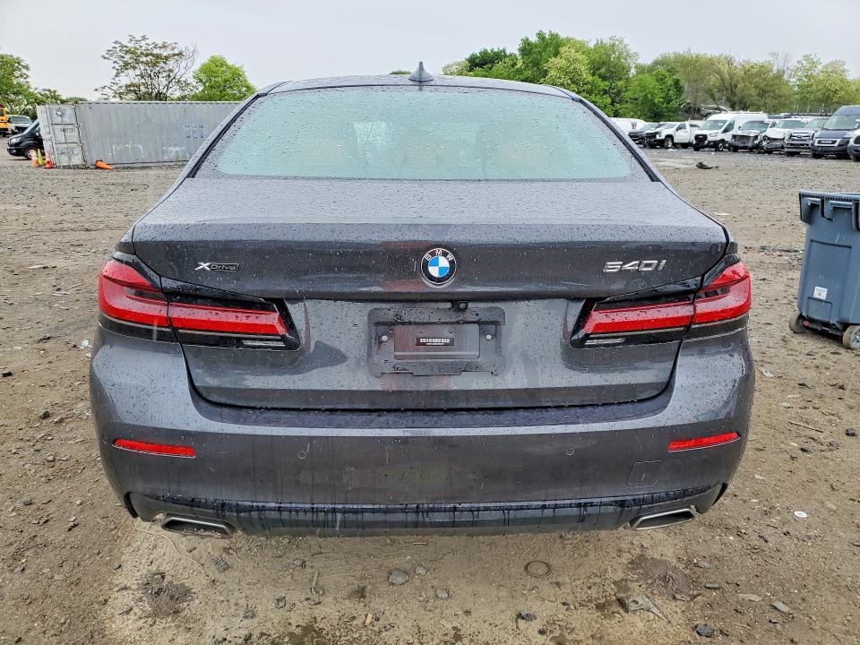 51532326 :رقم المزاد ، WBA73BJ03MCF98797 vin ، 2021 Bmw 540 مزاد بيع