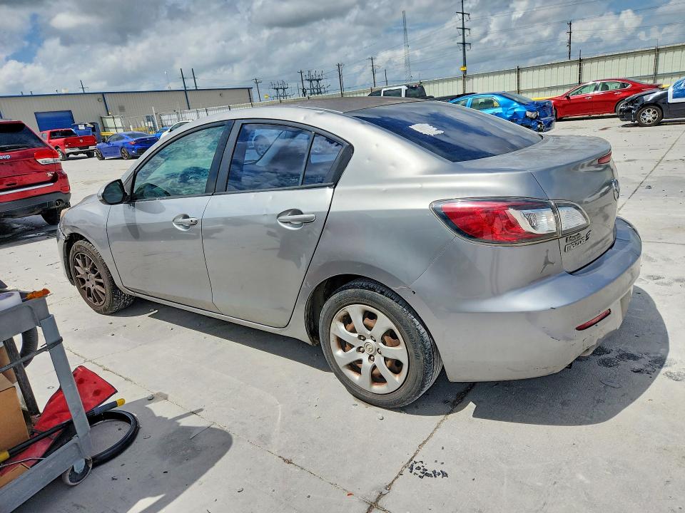 2013 Mazda 3 მანქანა იყიდება აუქციონზე, vin: JM1BL1TF9D1743097, აუქციონის ნომერი: 49630466