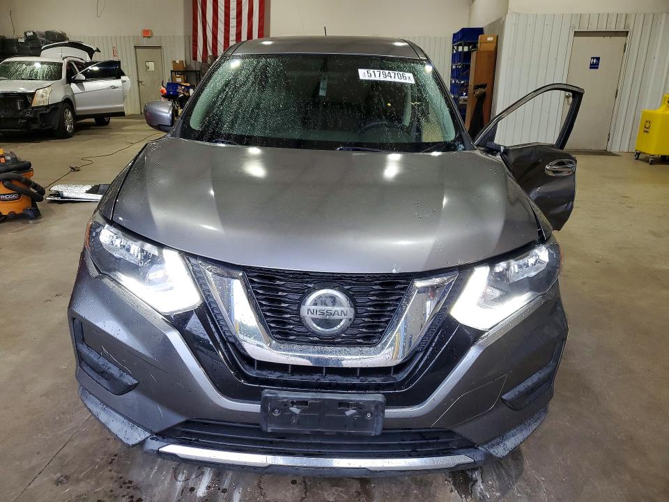 51794706 :رقم المزاد ، KNMAT2MV5JP569044 vin ، 2018 Nissan Rogue مزاد بيع