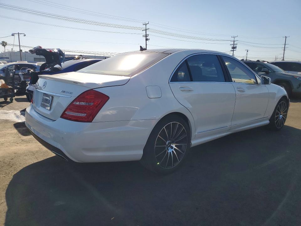 Продажа на аукционе авто 2013 Mercedes-benz S, vin: WDDNG7DB3DA534105, номер лота: 48977296