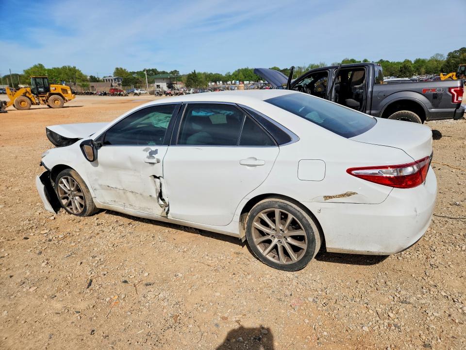 2015 Toyota Camry მანქანა იყიდება აუქციონზე, vin: 4T4BF1FK3FR486716, აუქციონის ნომერი: 48948516