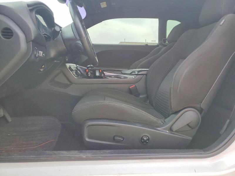 49794626 :رقم المزاد ، 2C3CDZAG8JH118770 vin ، 2018 Dodge Challenger مزاد بيع