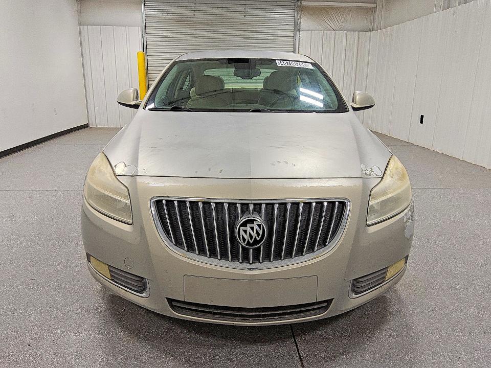 48700286 :رقم المزاد ، W04GV5EV6B1103268 vin ، 2011 Buick Regal مزاد بيع
